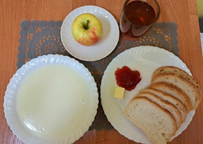Dieta Podstawowa I śniadanie Zupa Mleczna, Dżem, Masło, Pieczywo, Herbata, Ii śniadanie Jabłko 2